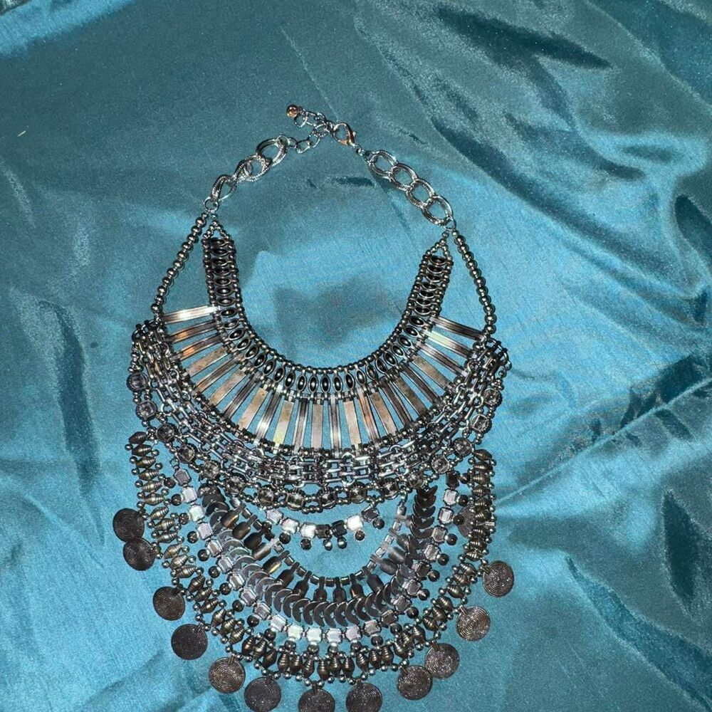 Y2K Silver Statement Bib Necklace Cool Girl Jewelry - Picture 6 of 7